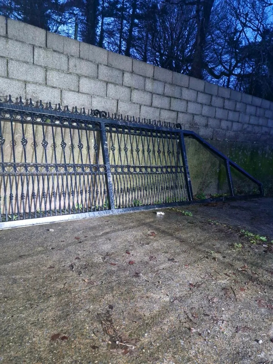 Sliding gate - Image 2