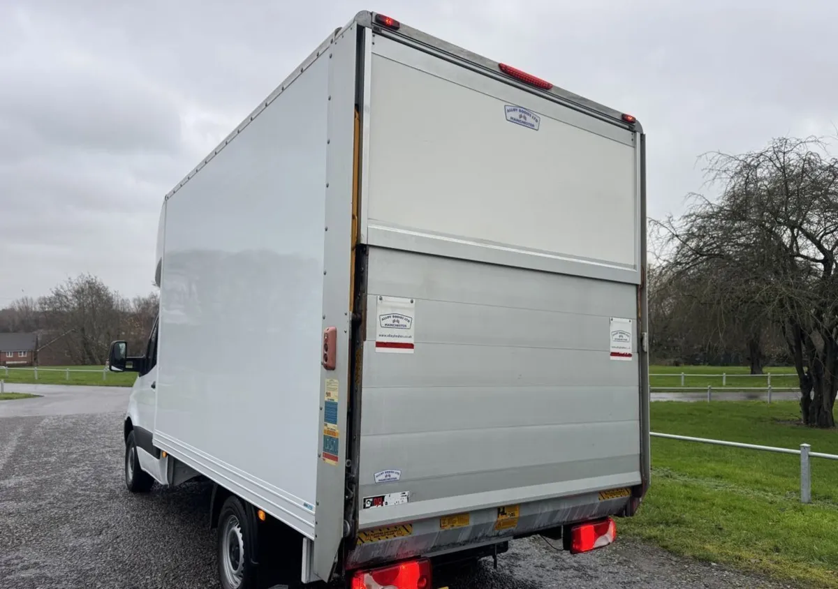 Mercedes-Benz Sprinter 2.1 314Cdi 3.5t Luton Van - Image 4
