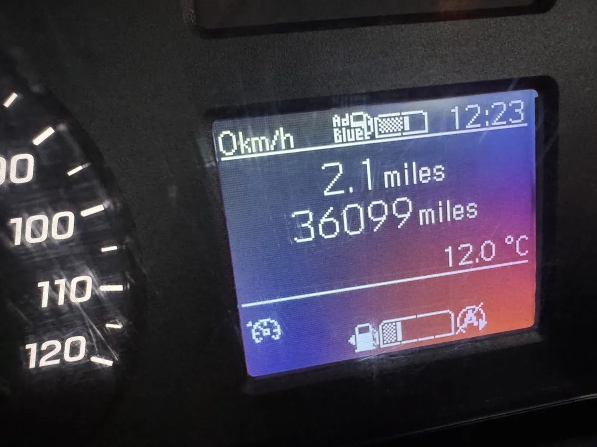 Mercedes-Benz Sprinter 5.2m (17ft) Dropside - Image 2