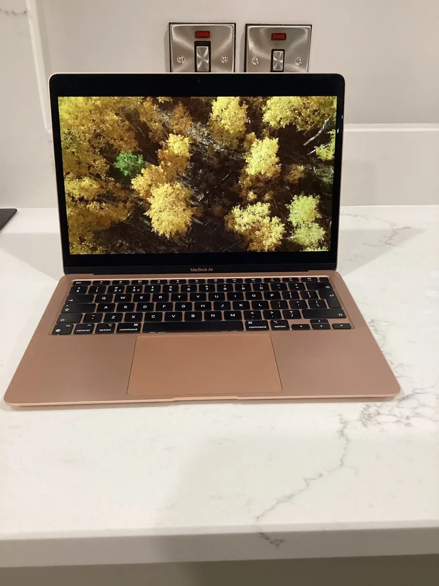 Apple Mac Book Air 13” screen - Image 2