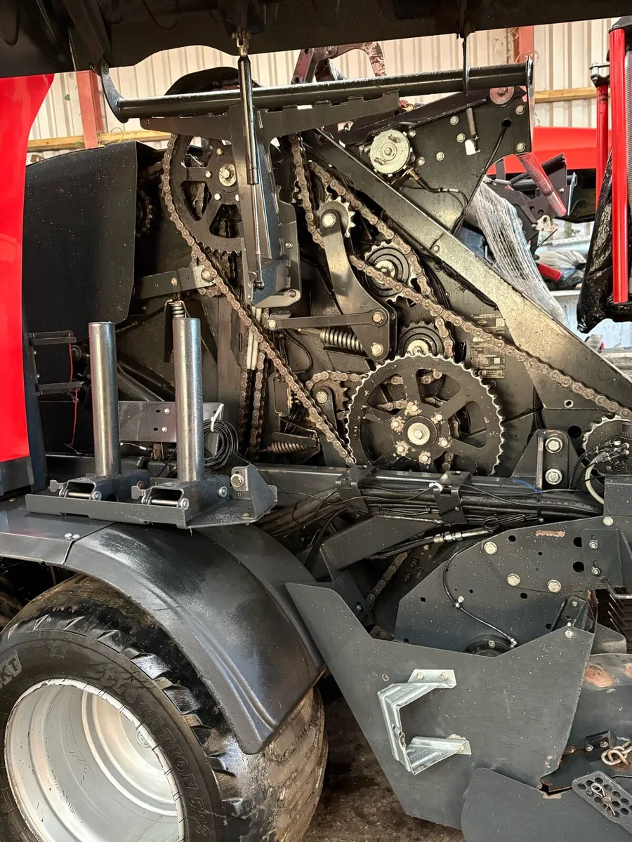 Round baler - Image 3