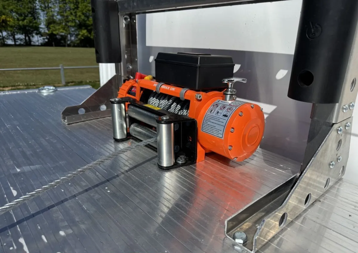 Mercedes-Benz Sprinter 2.1 514Cdi Recovery Truck - Image 2