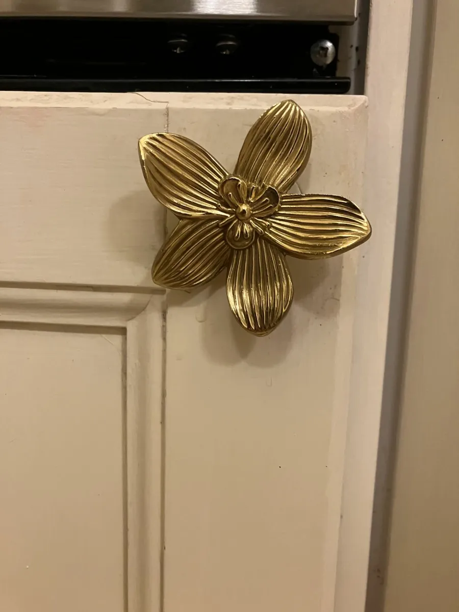 Metal Flower Cabinet Pulls - Image 2