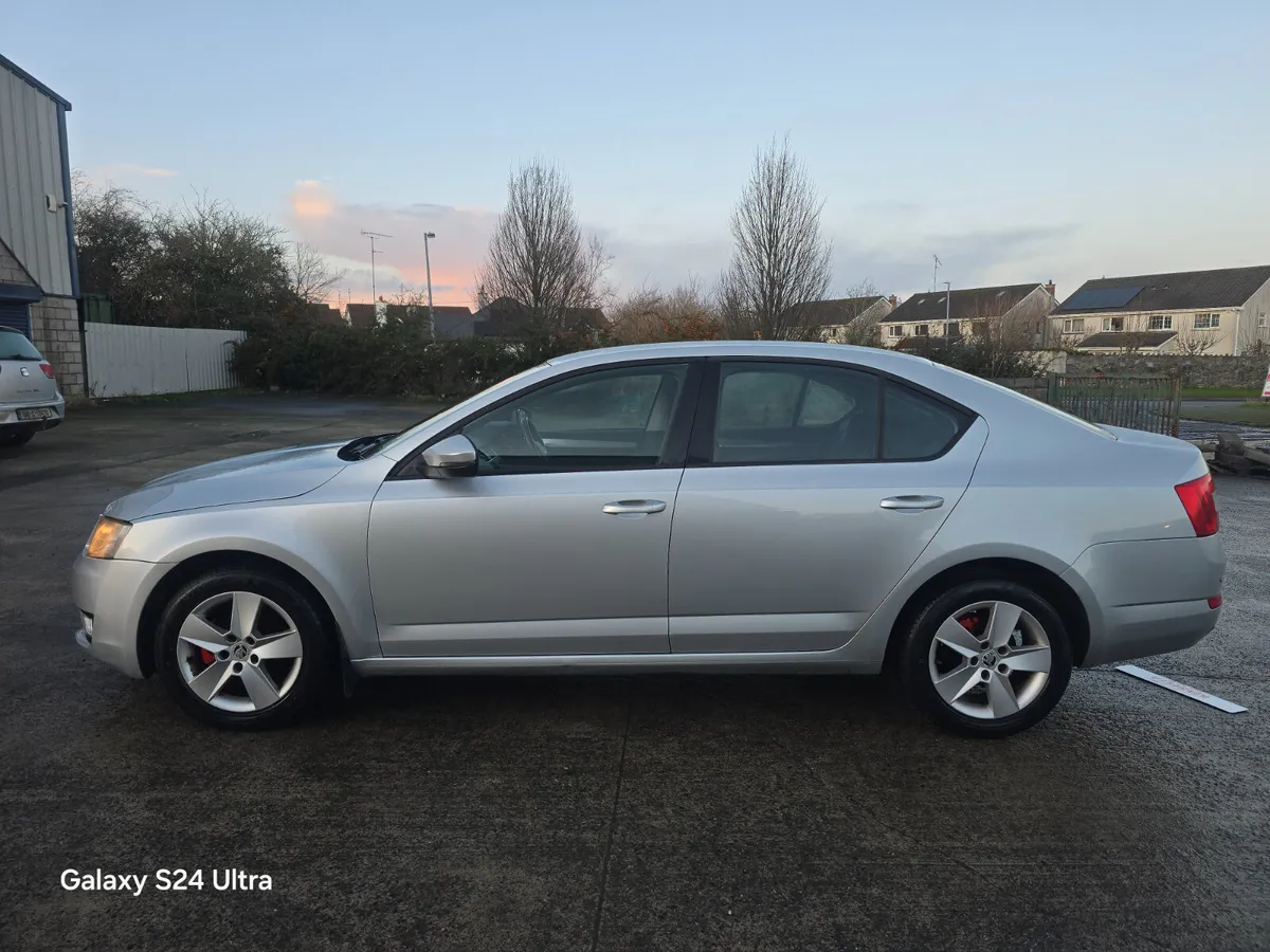 Skoda Octavia  1.6tdi DSG - Image 4