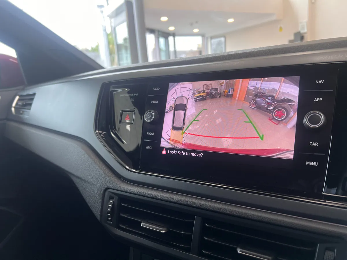 Rare AUTOMATIC Top Spec R Line With As New Low Kms - Image 3