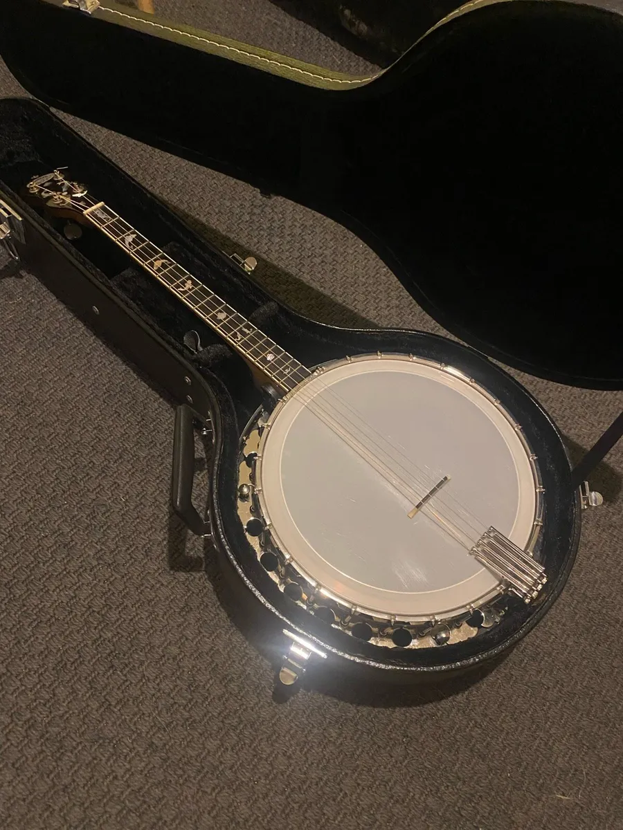 Clareen Oyster Short Scale. - Image 2