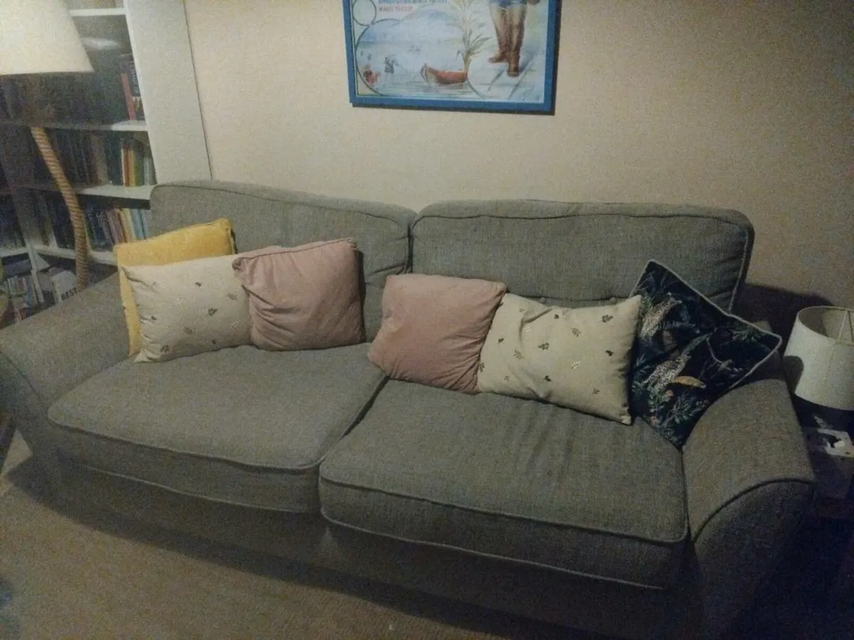 4 Seater Couch - Image 3