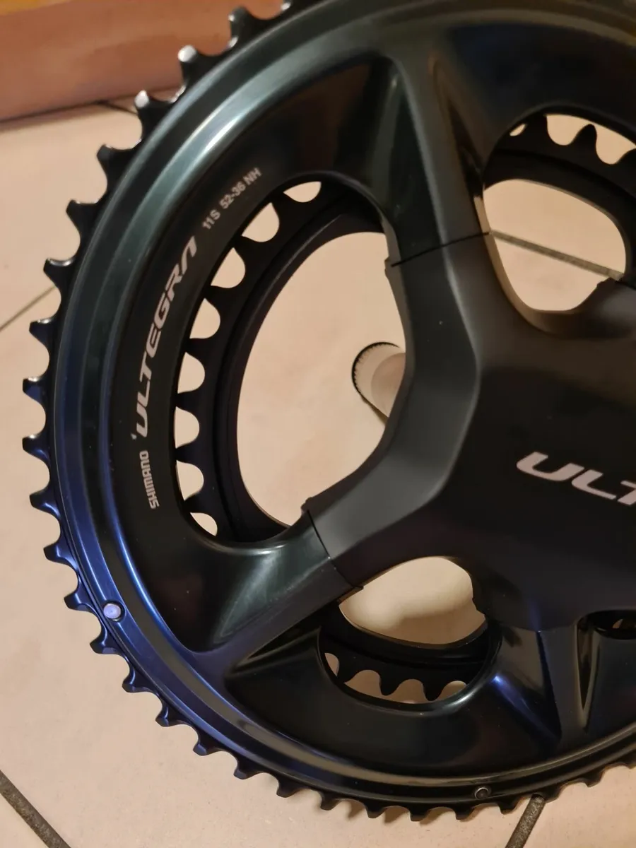 NEW Shimano Ultegra crankset 52/36T 172,5mm - Image 1