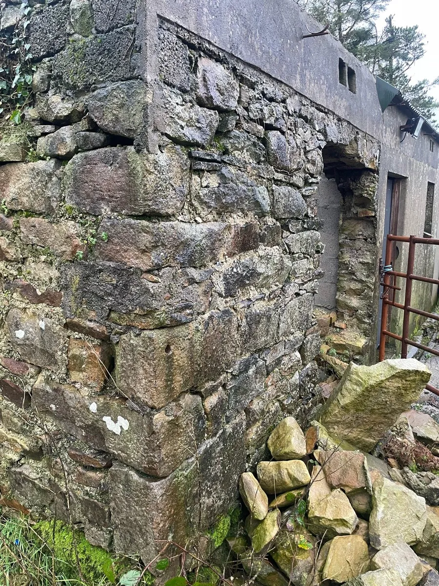 Building stone - Image 1