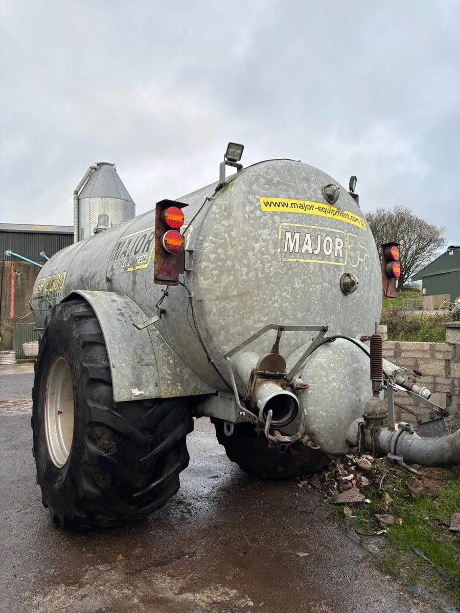 2600 Major Tanker - Image 3