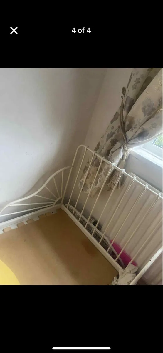 Toddler kids bed frame - Image 2