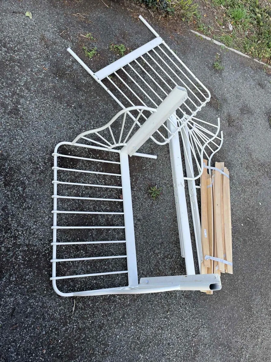 Toddler kids bed frame - Image 3