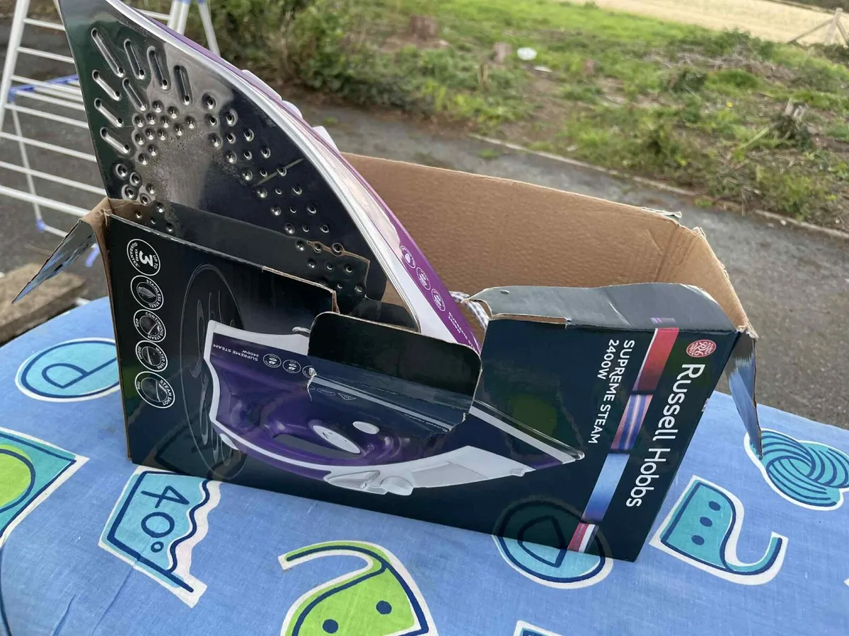 Iron + board + chair - Image 2