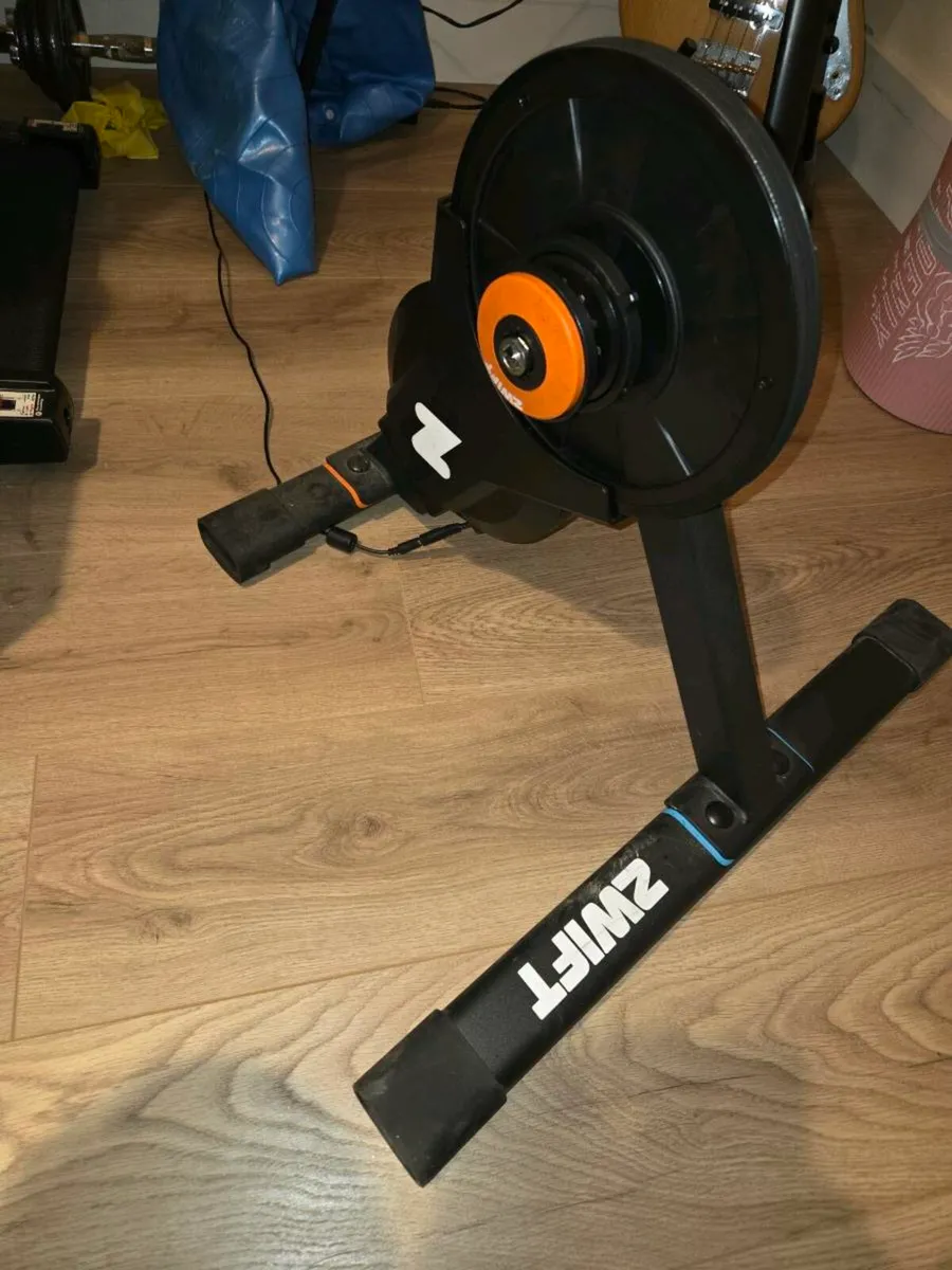 Zwift Hub Smart Trainer – Excellent Condition