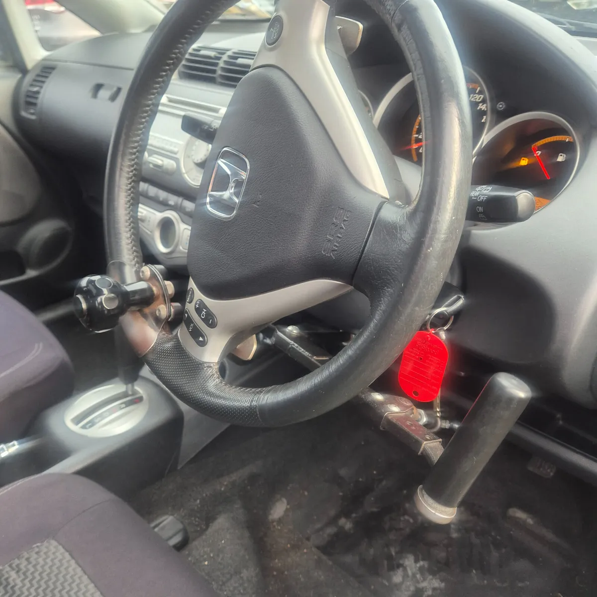 2007 honda jazz automatic wheelchair accessible - Image 3