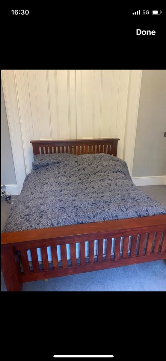 King size bed frame + 1 locker - Image 4