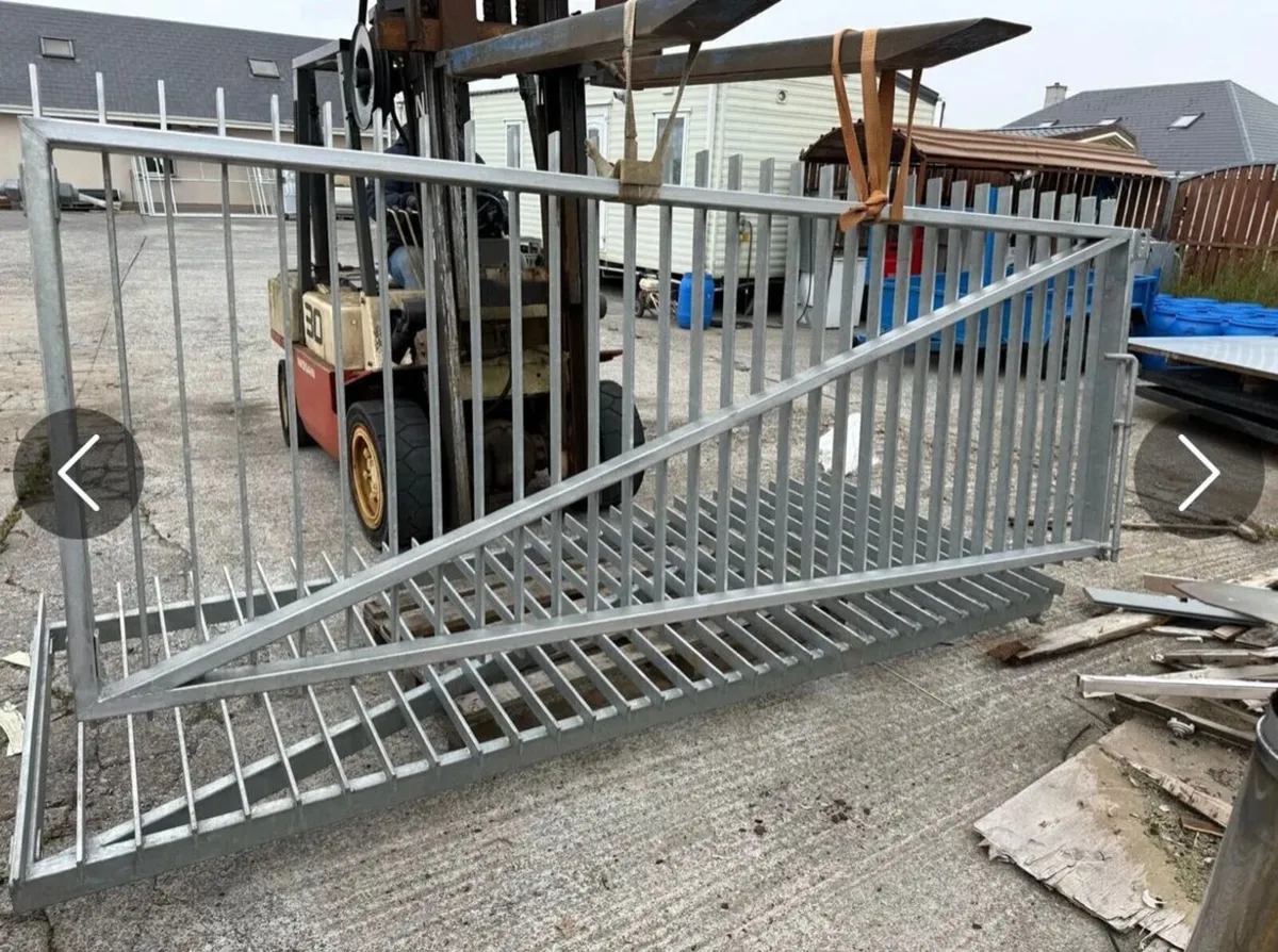 21ft solid galvanized gates on sale ✅ - Image 2
