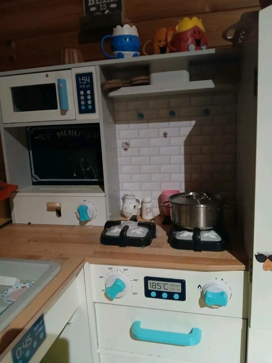 Play kitchen - Image 4