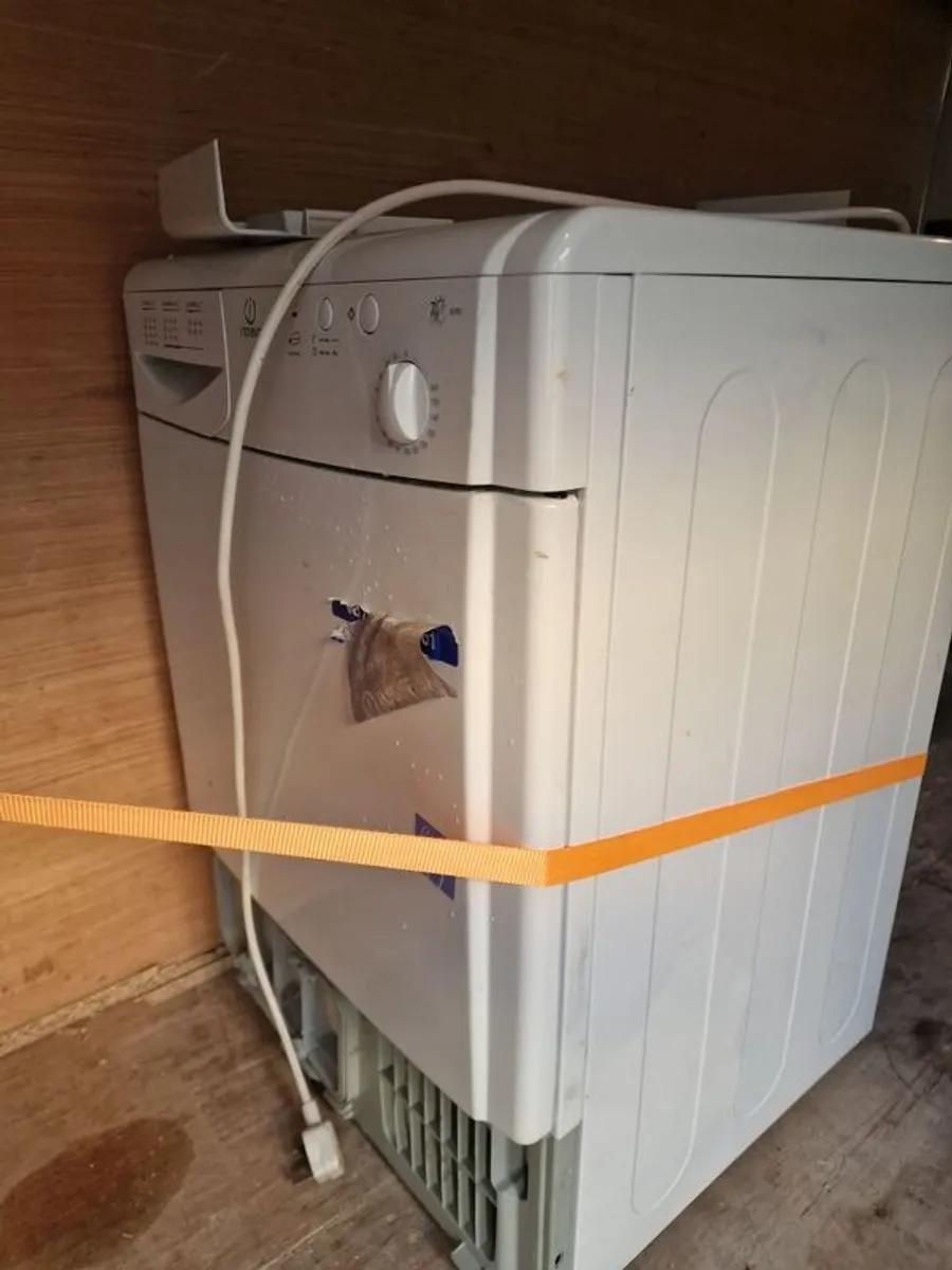Indesit 7 kg dryer - Image 2