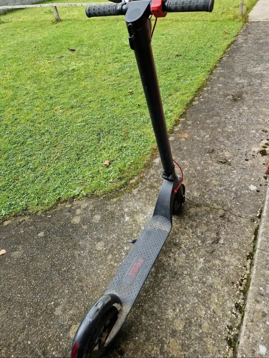 Electric Scooter, charger missing, but there is ch - Image 2