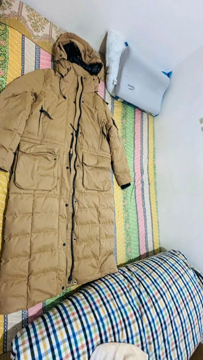 Superdry brand new Women Winter Rain Jacket Size M - Image 3