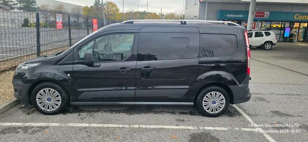 Ford Transit Connect LWB - Image 3