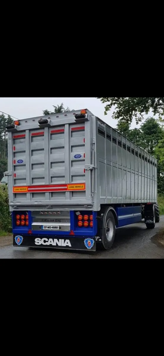 Livestock Drag Trailer. - Image 1