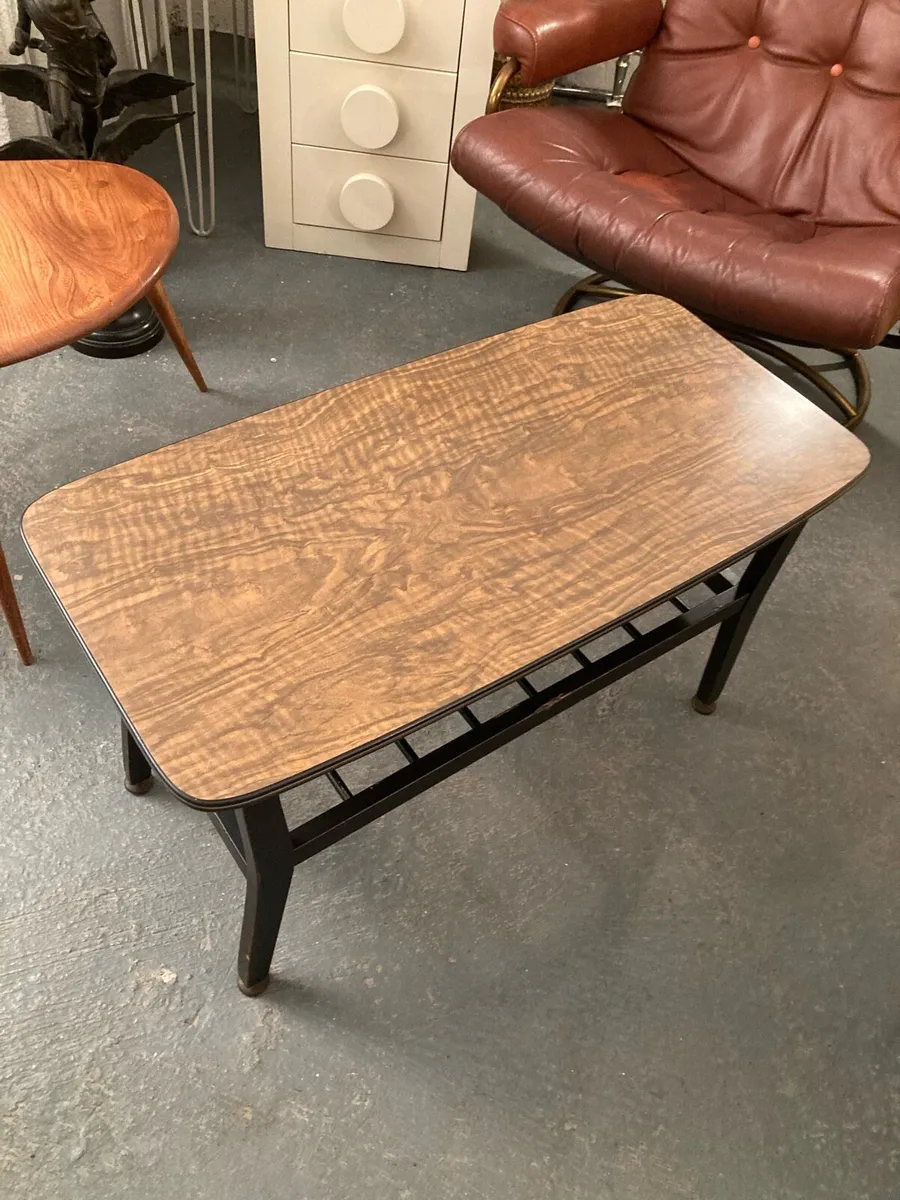 Kitch Coffee Table Warehouse Open Sat 20th Dec - Image 1