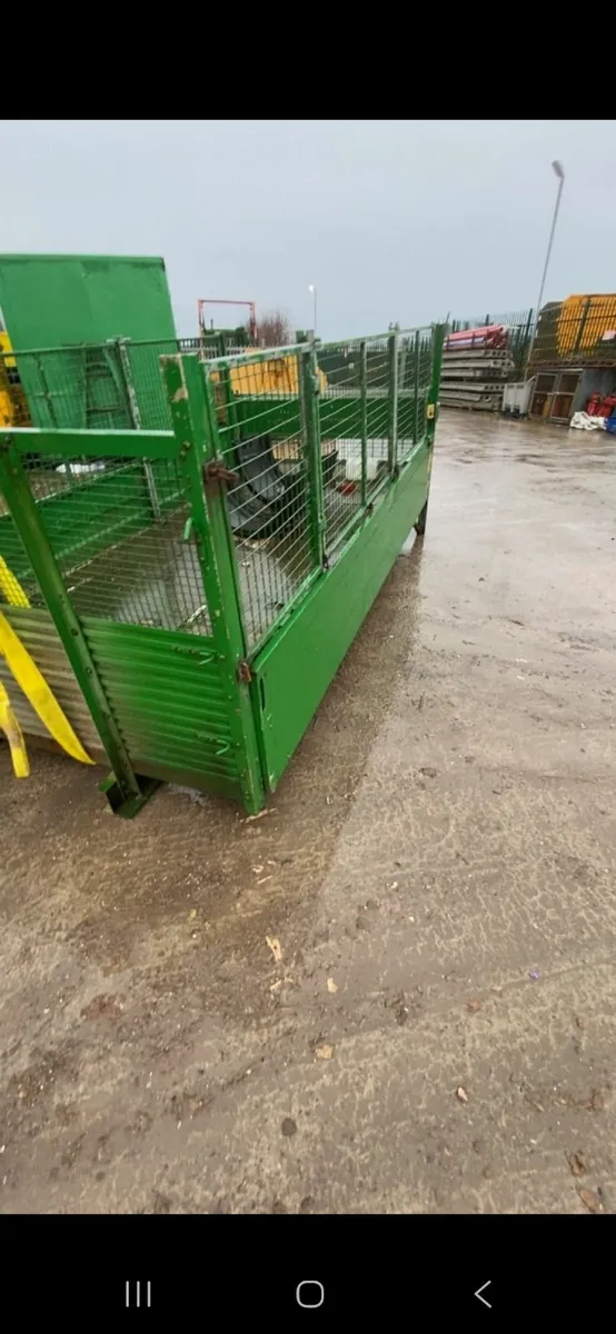 Pick up body for transit - Image 1