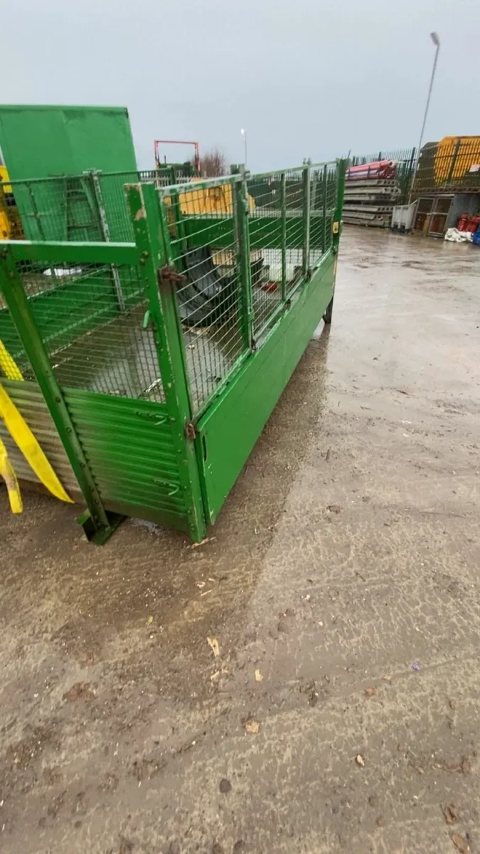 Pick up body for transit - Image 4