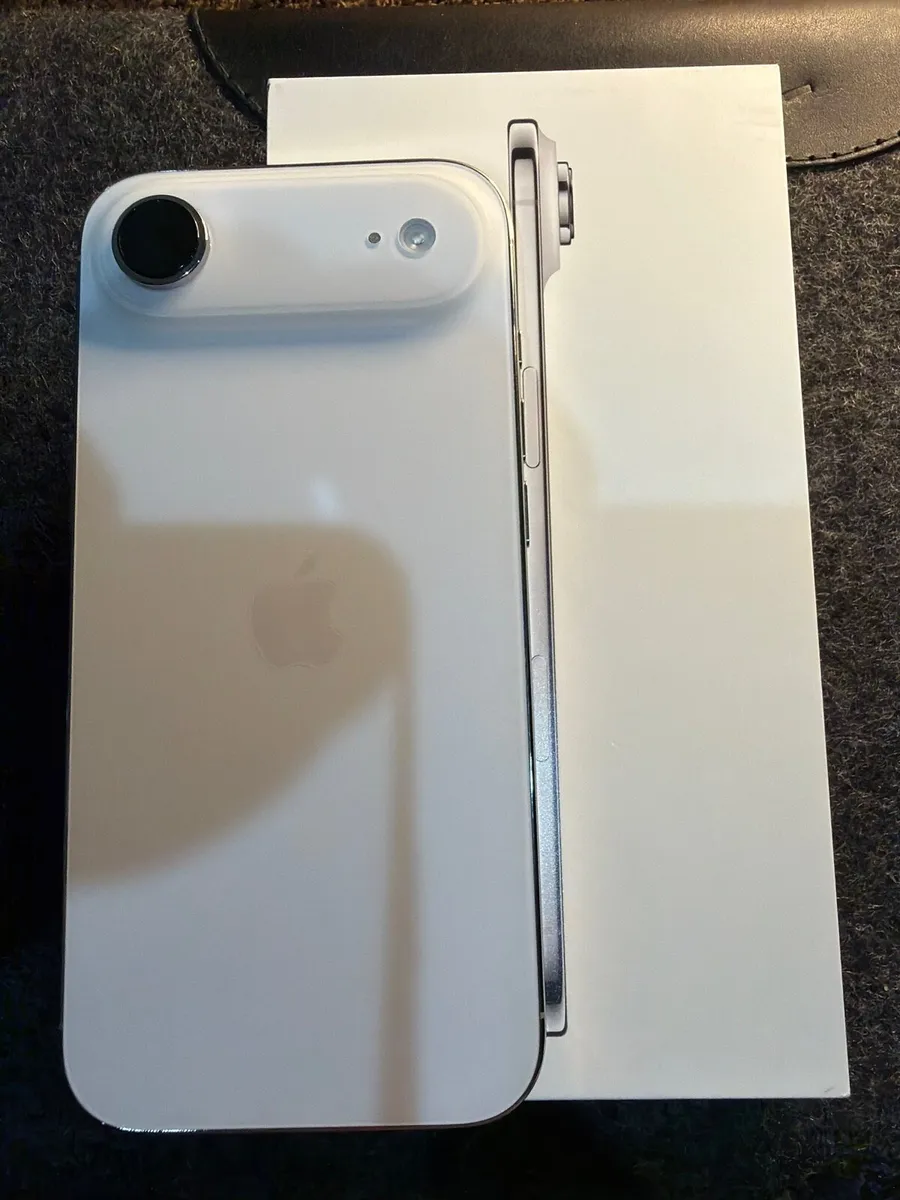 iPhone 17 air - Image 1