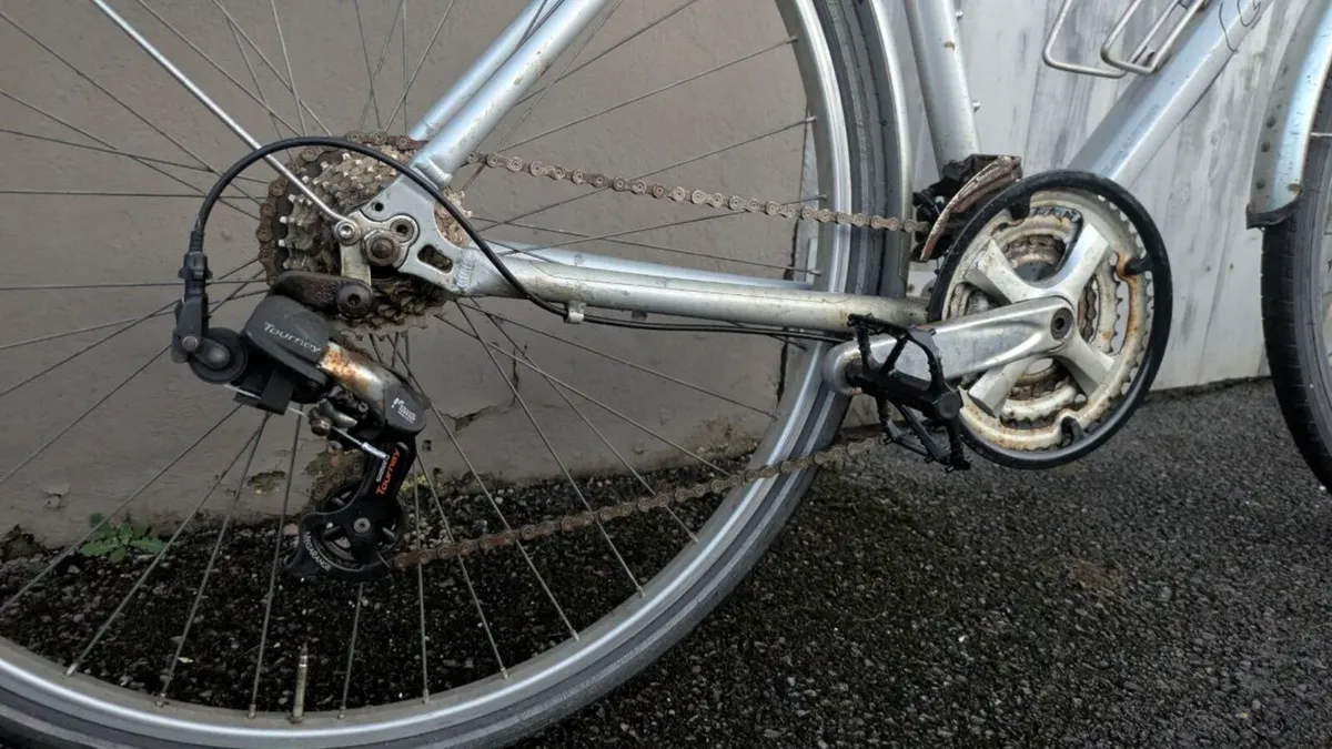 Bike Giant - Image 3