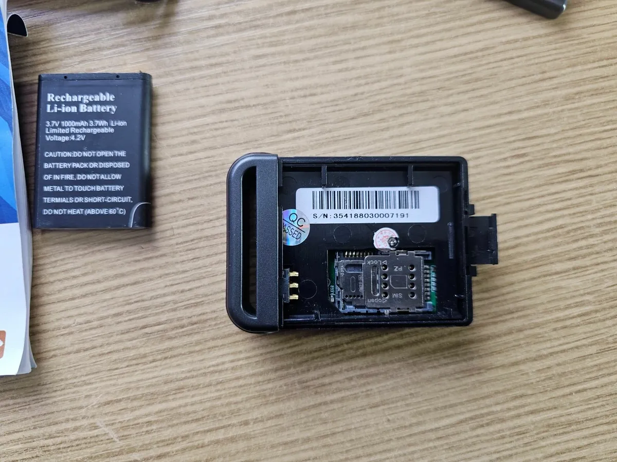 GPS Car Tracker SIM MicroSD card slots TK102B - Image 4