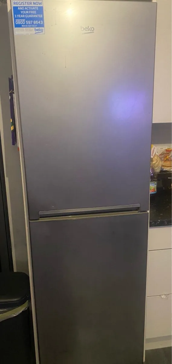 Beko fridge freezer - Image 1