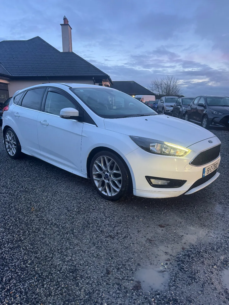 Ford Focus 2015 zetec S new nct - Image 2