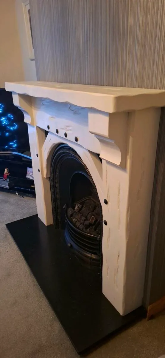 Fireplace ( Surround and insert) - Image 2