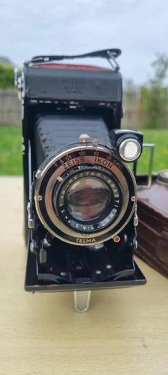 Vintage Zeiss Ikon Nettar Telma Analog Camera - Image 1