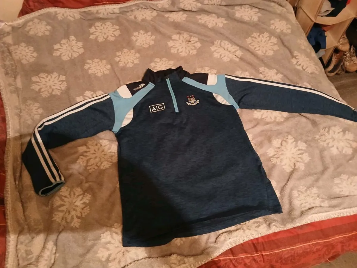 Dublin gaa track top - Image 1
