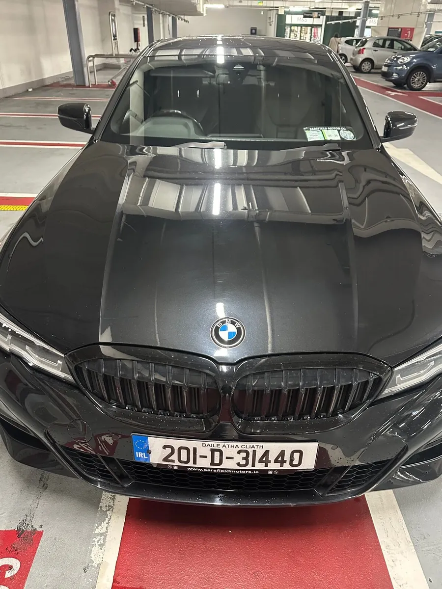 BMW 3-Series 2020 - Image 2