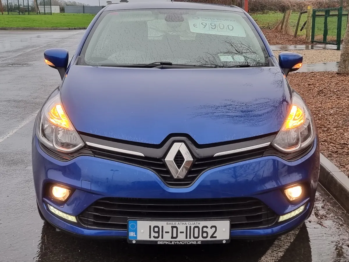€8990 Renault Clio 2019 absolute bargain €8990 - Image 4