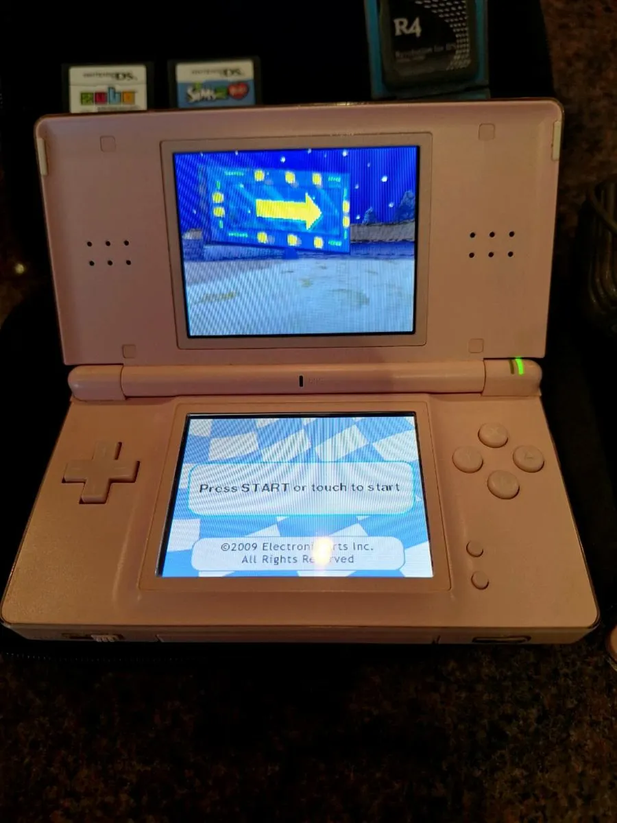 Nintendo DS - Image 3