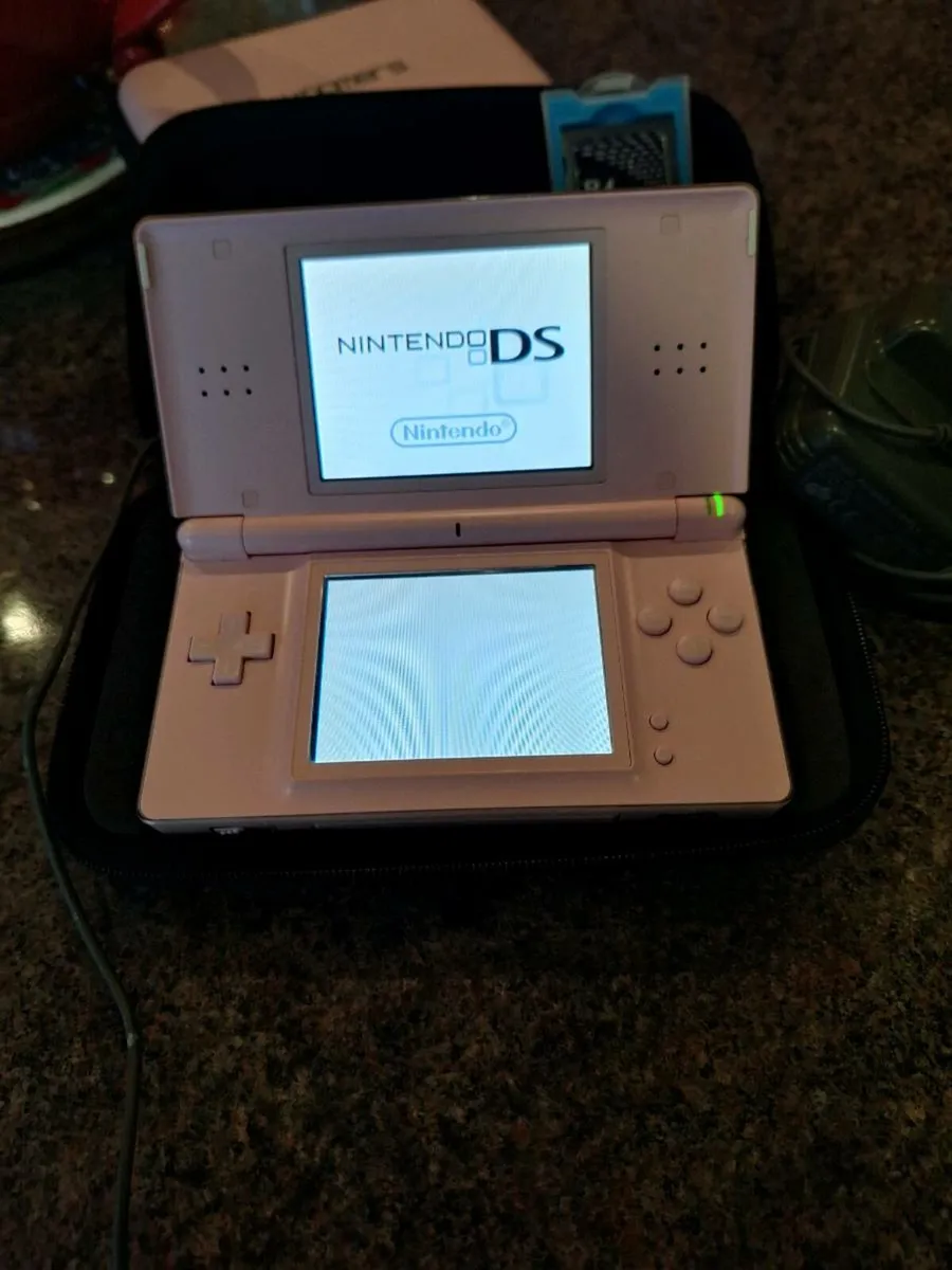Nintendo DS - Image 4