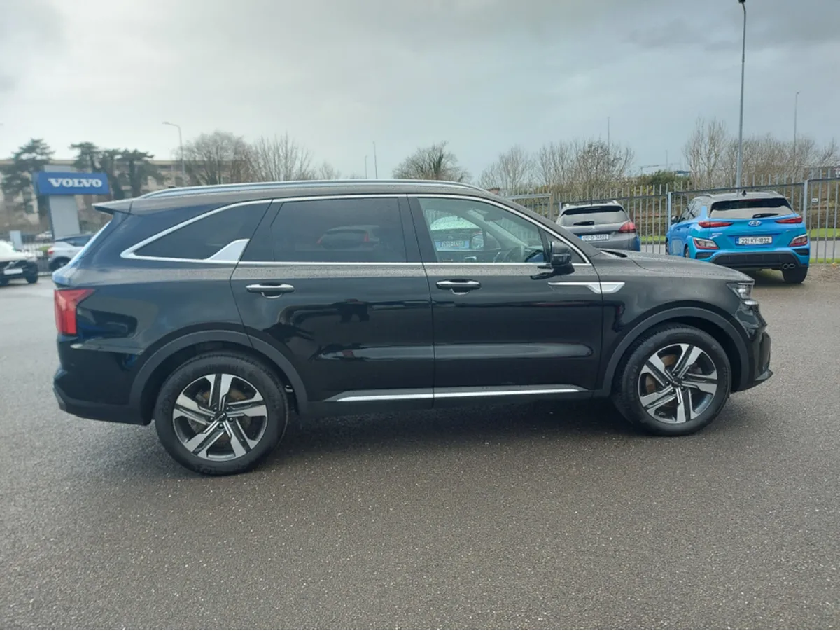 Kia Sorento DSL MY23 SAM 5 - Image 3