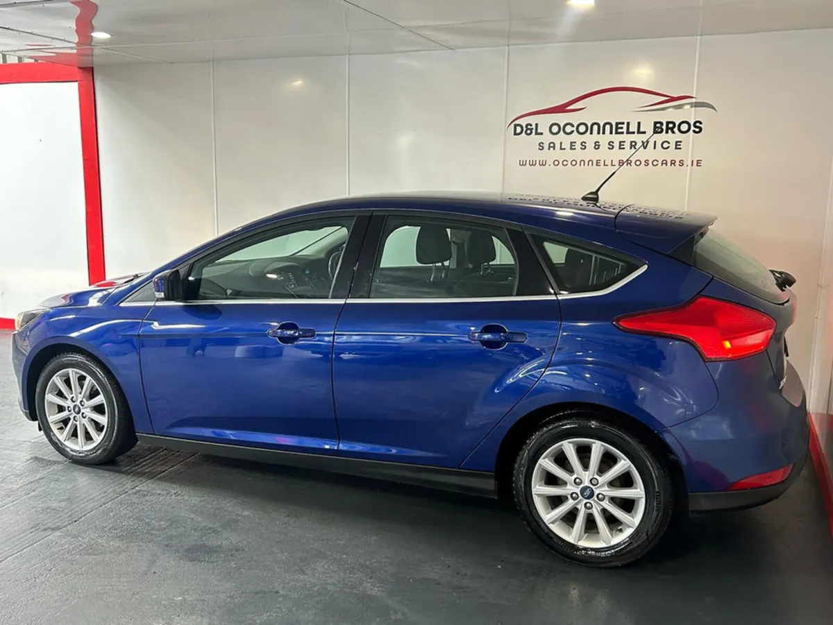 Ford Focus TITANIUM TDCI - Image 4