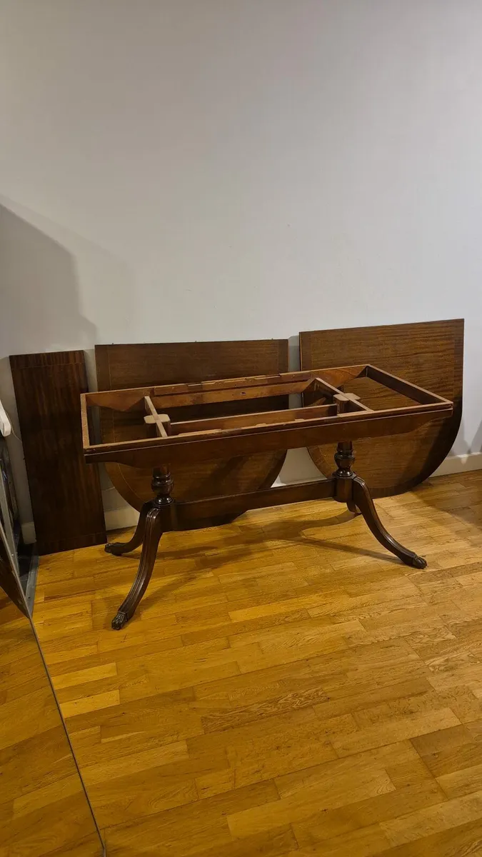 Wood table - Image 3