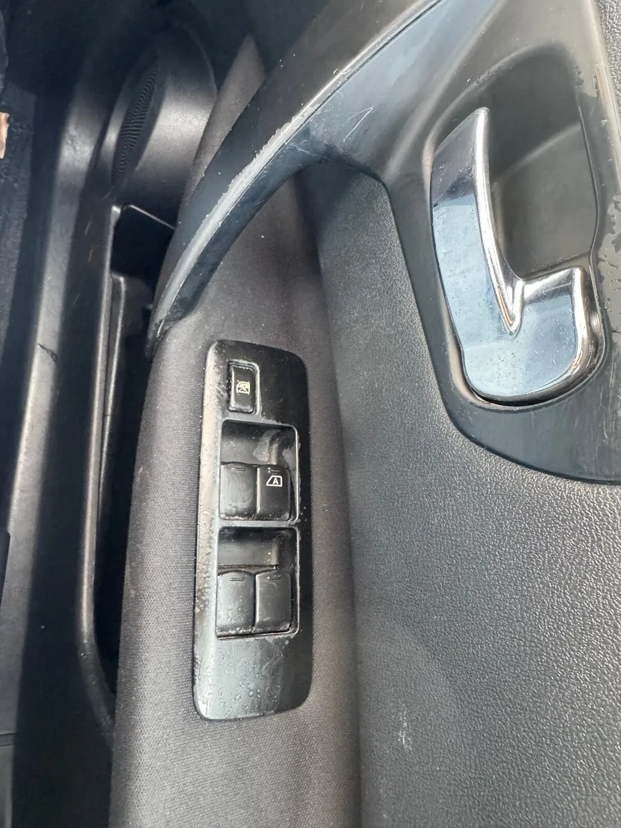 Nissan Qashqai+2 2012 - Image 3