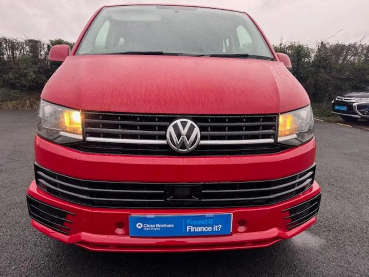 Volkswagen Transporter Factory Crew Cab LWB - Image 3
