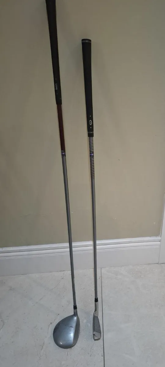 US Kids Golf Clubs and Bag - Image 2