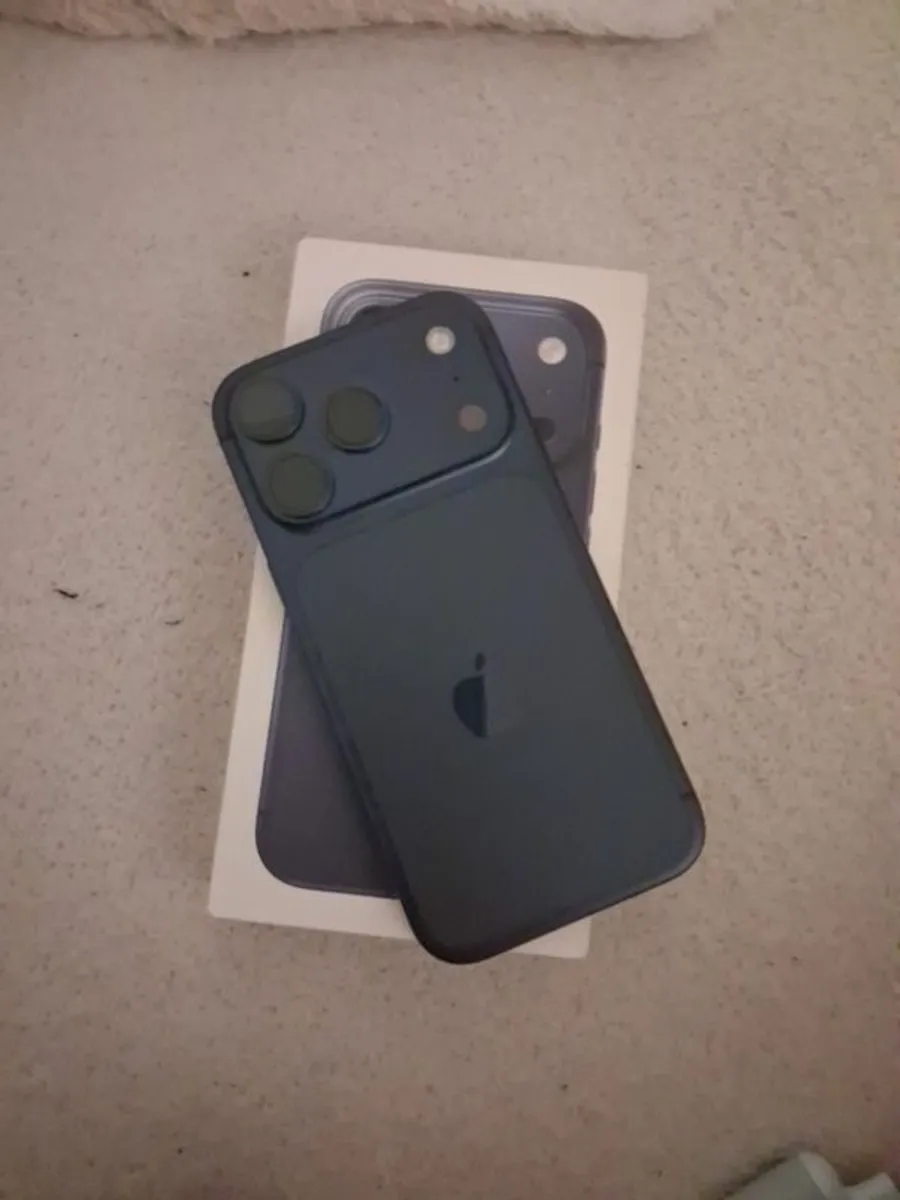 Iphone 17 pro - Image 2