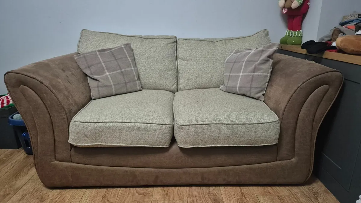 Couches excellent condition. Only in person. - Image 2